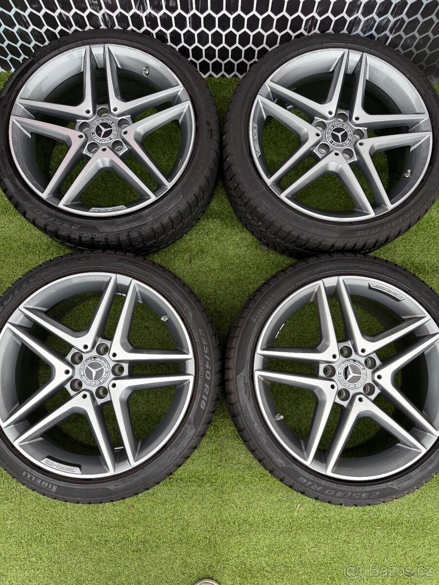 Originál  Mercedes A45 CLA45 AMG W176 C11 -  ZIMNÍ SADA