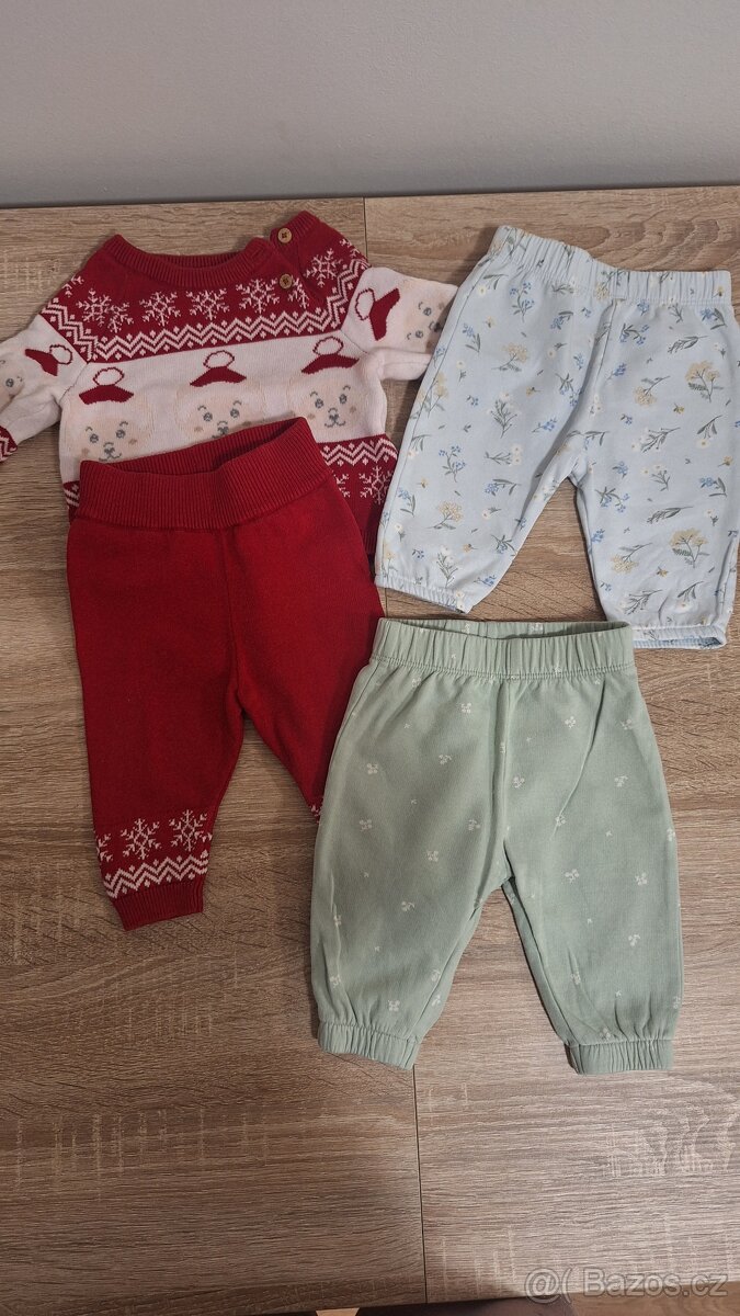 Komplet svetr a kalhoty + 2 teplaky
