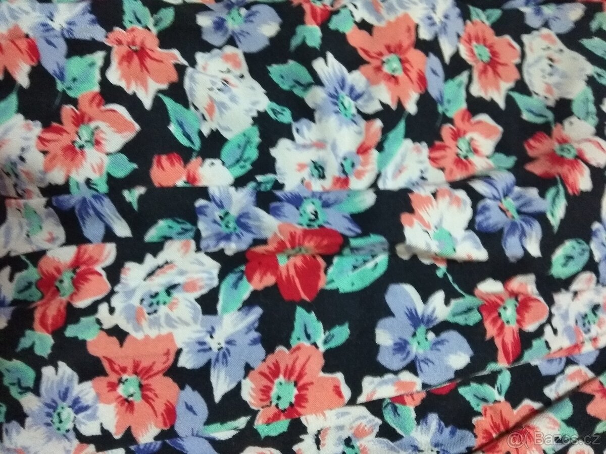 Letní květované šaty