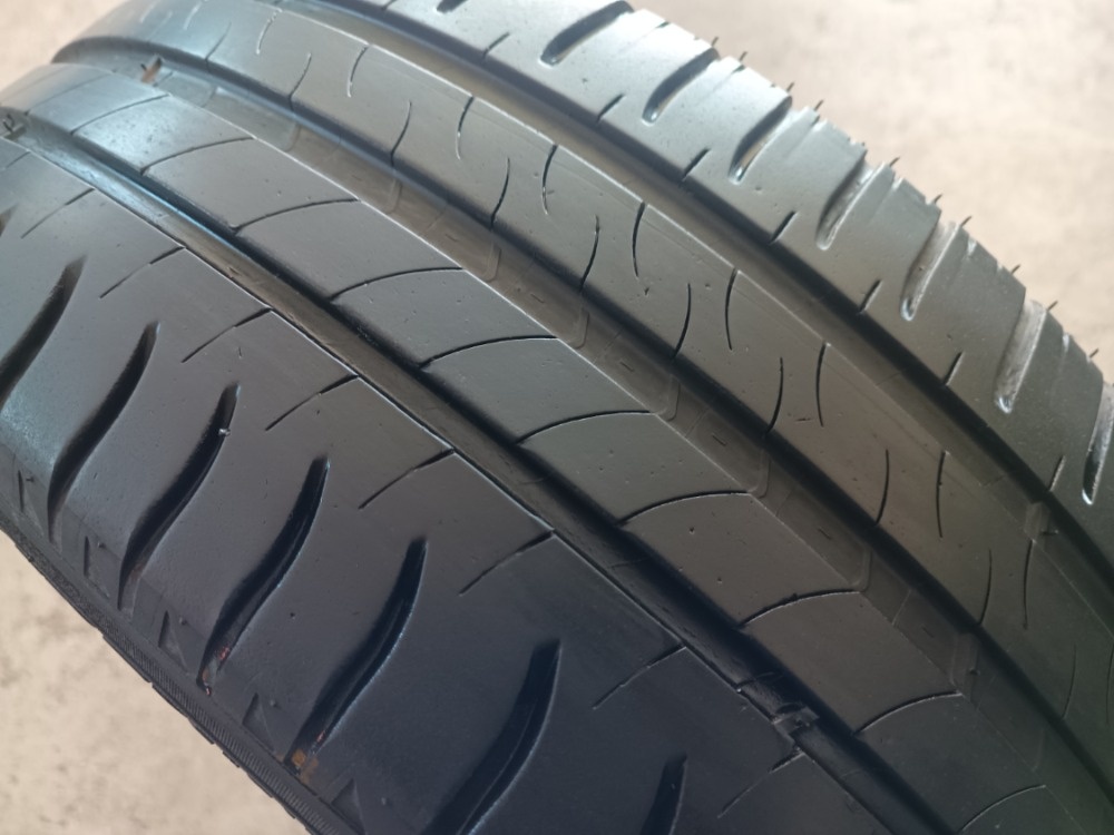 205/55 R16 MICHELIN (1916)