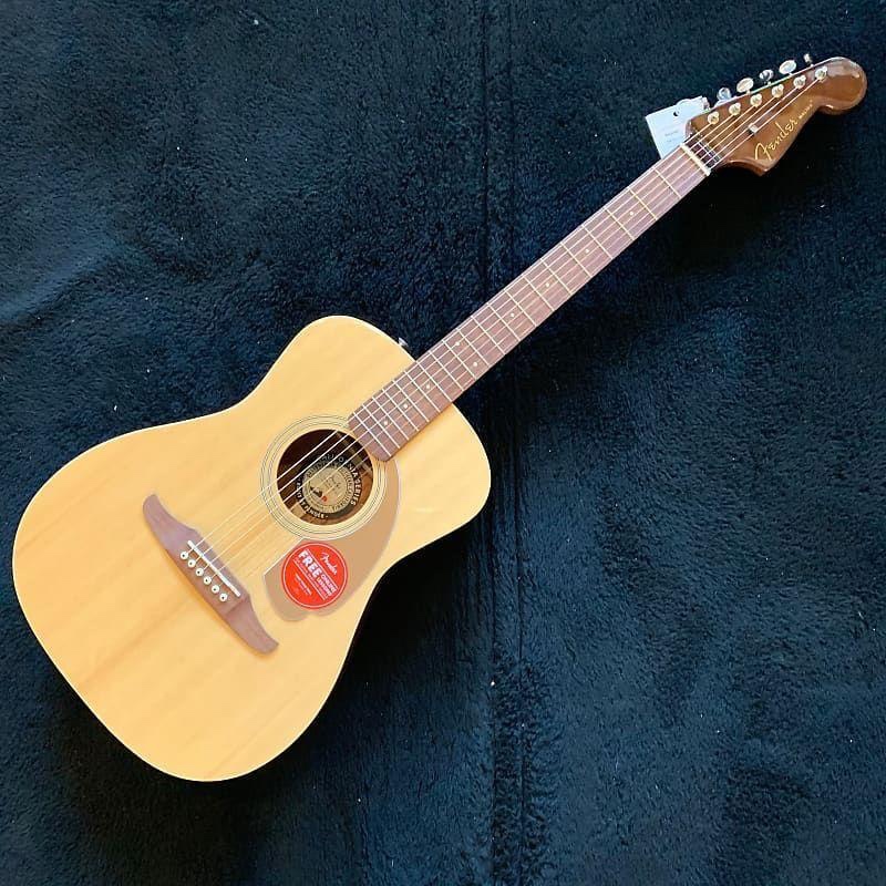 Prodám elektro akustickou kytaru Fender Malibu Player Natura