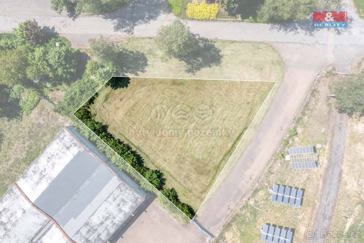 Prodej komerčního pozemku, 969 m², Strašice