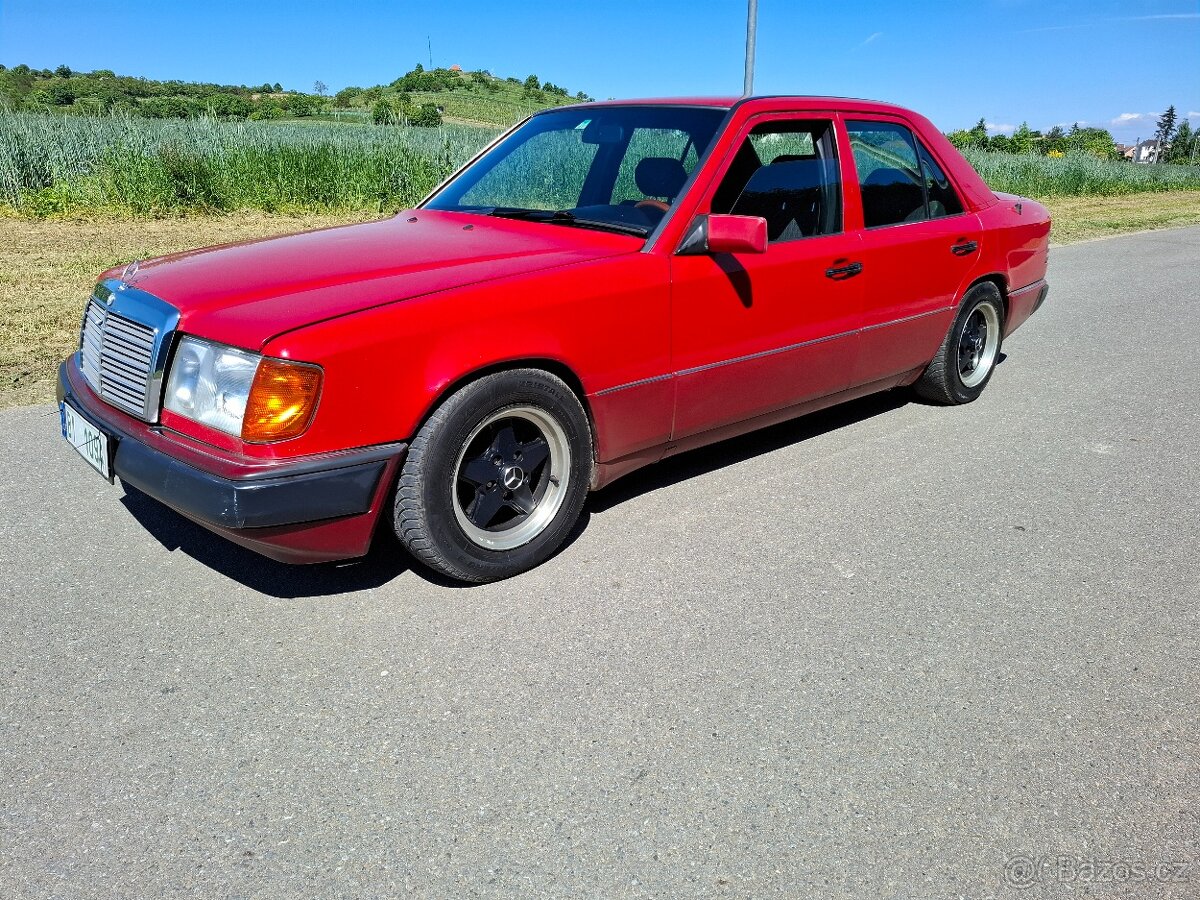 Mercedes W 124 2.0 Diesel 53kw Model 1992
