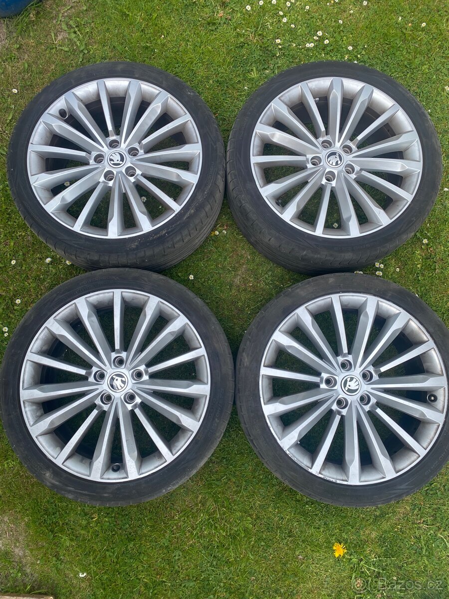 Skoda Trinity R19, 5x112
