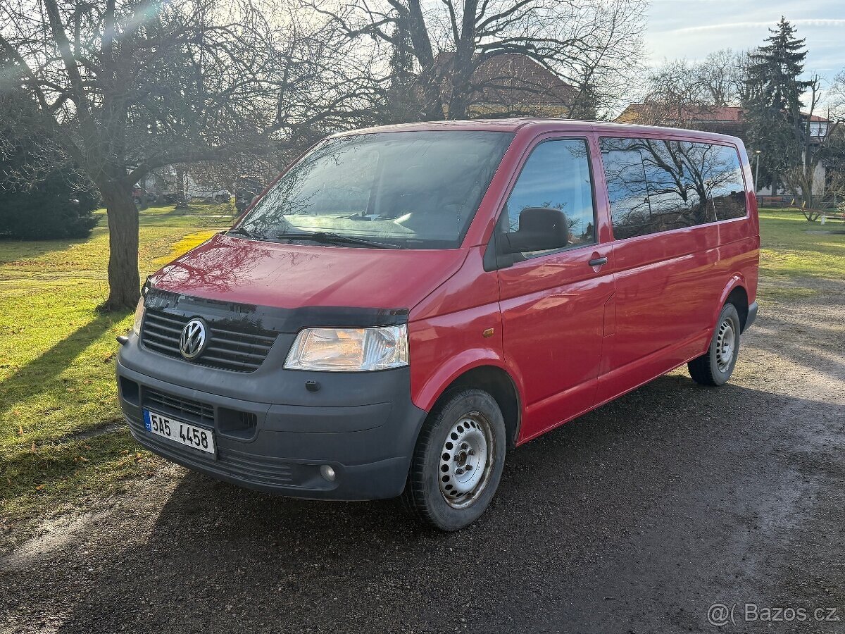VW Transporter LONG T5 1.9TDi 77kW - r.v. 10/2004 - 9 míst