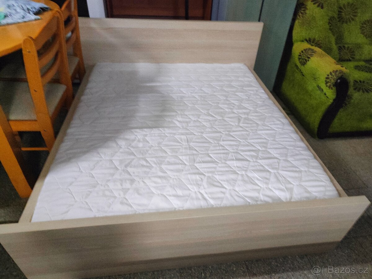 Letiště dětské s roštem a matrací