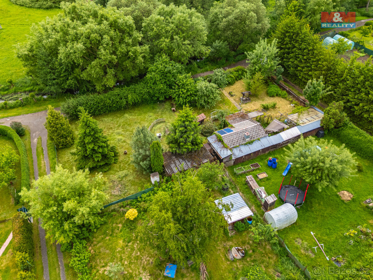 Prodej zahrady 792 m² s chatkou, v Tachově, na Minerálce