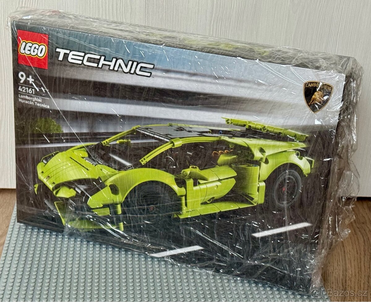 LEGO Technic 42161 - Lamborghini Huracán