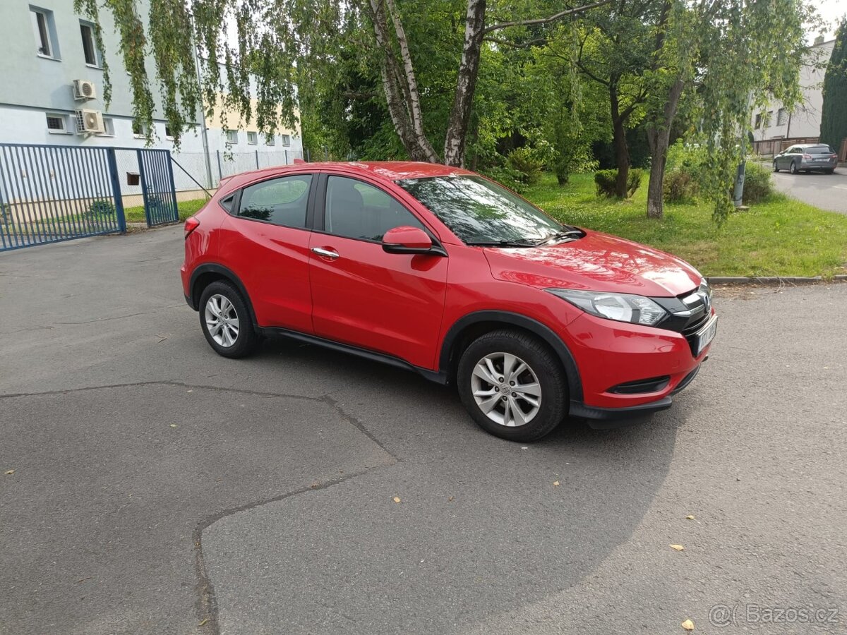 Honda HR-V 1.5i-VTEC Comfort, ČR