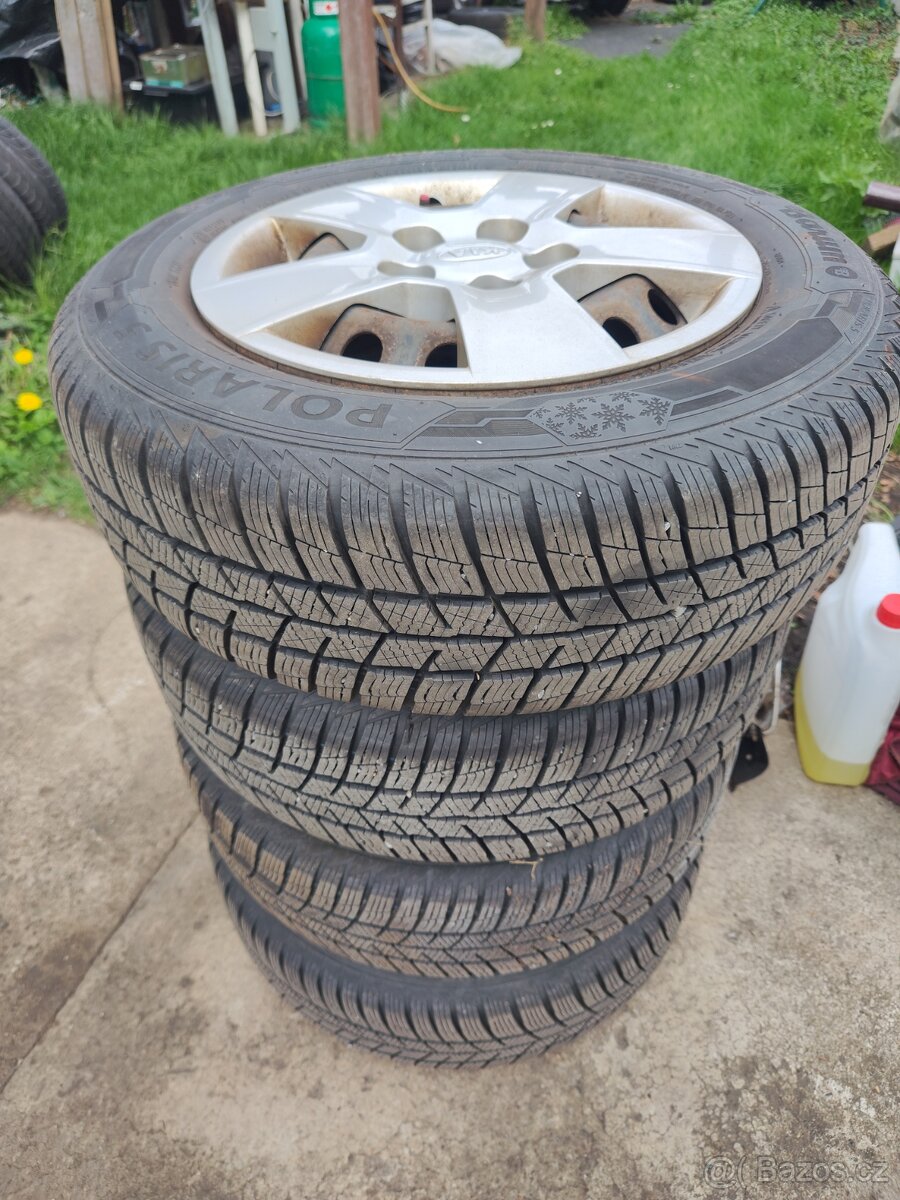 Zímní sada 195/65R15 Barum Polaris 5 KiA Venga, Hyundai