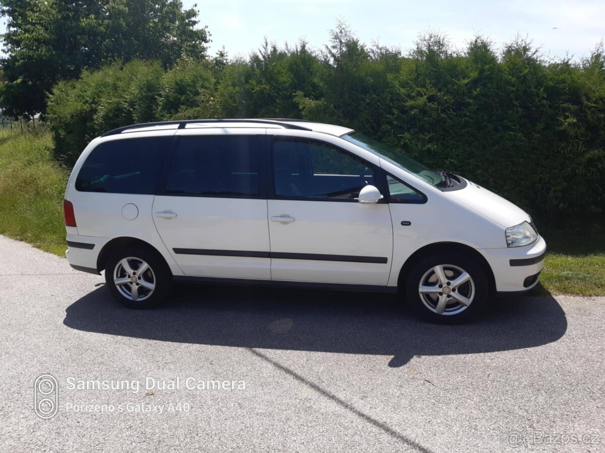 Seat Alhambra 1.9 tdi Sport 4X4-85 kw -rok 2010- serviska