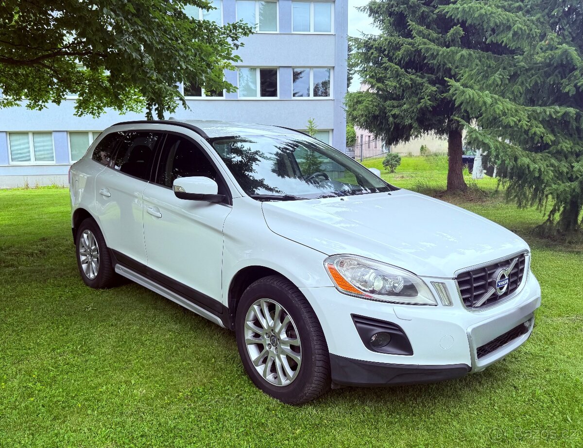 VOLVO XC60 2.4D 4x4 AUTOMAT VÝMĚNA MOŽNÁ