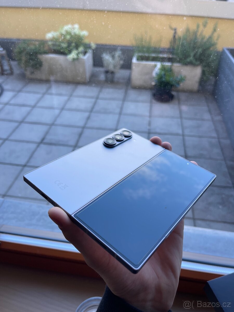 Samsung Galaxy Z fold 6