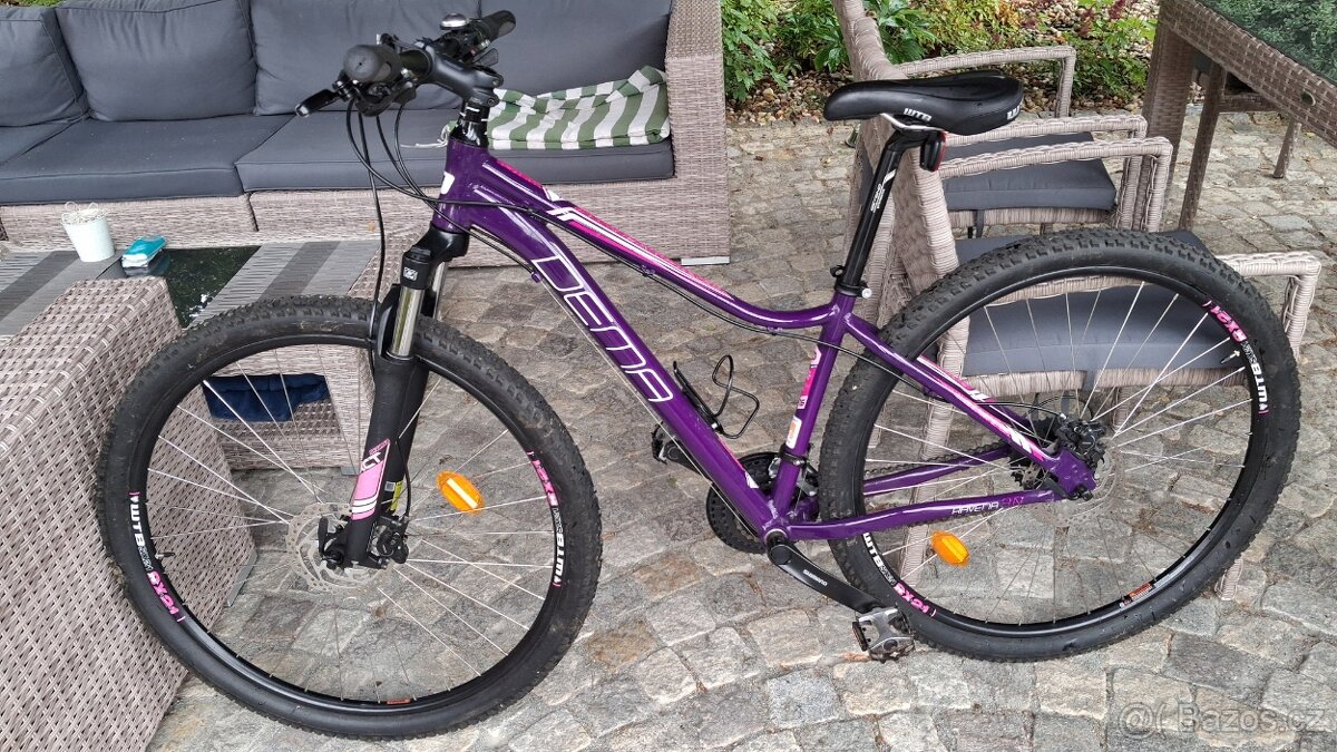 Dámské kolo Dema 29"