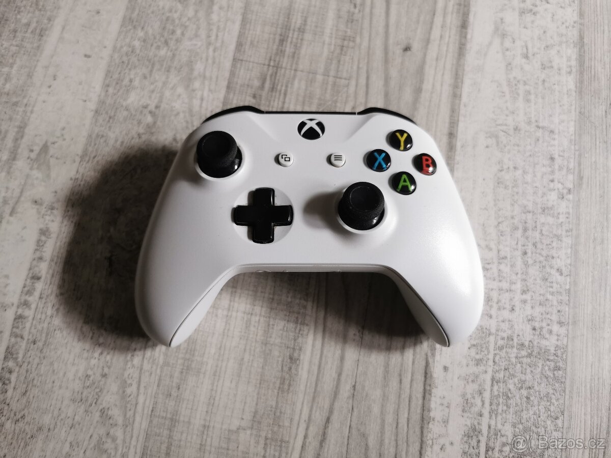Xbox one ovladač
