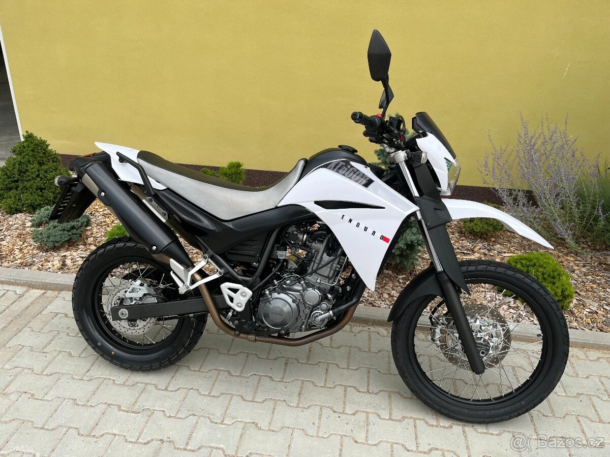 Yamaha XT 660R