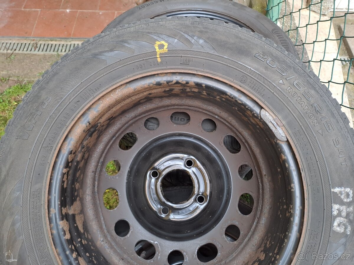 Zimní pneumatiky 205/65 R15