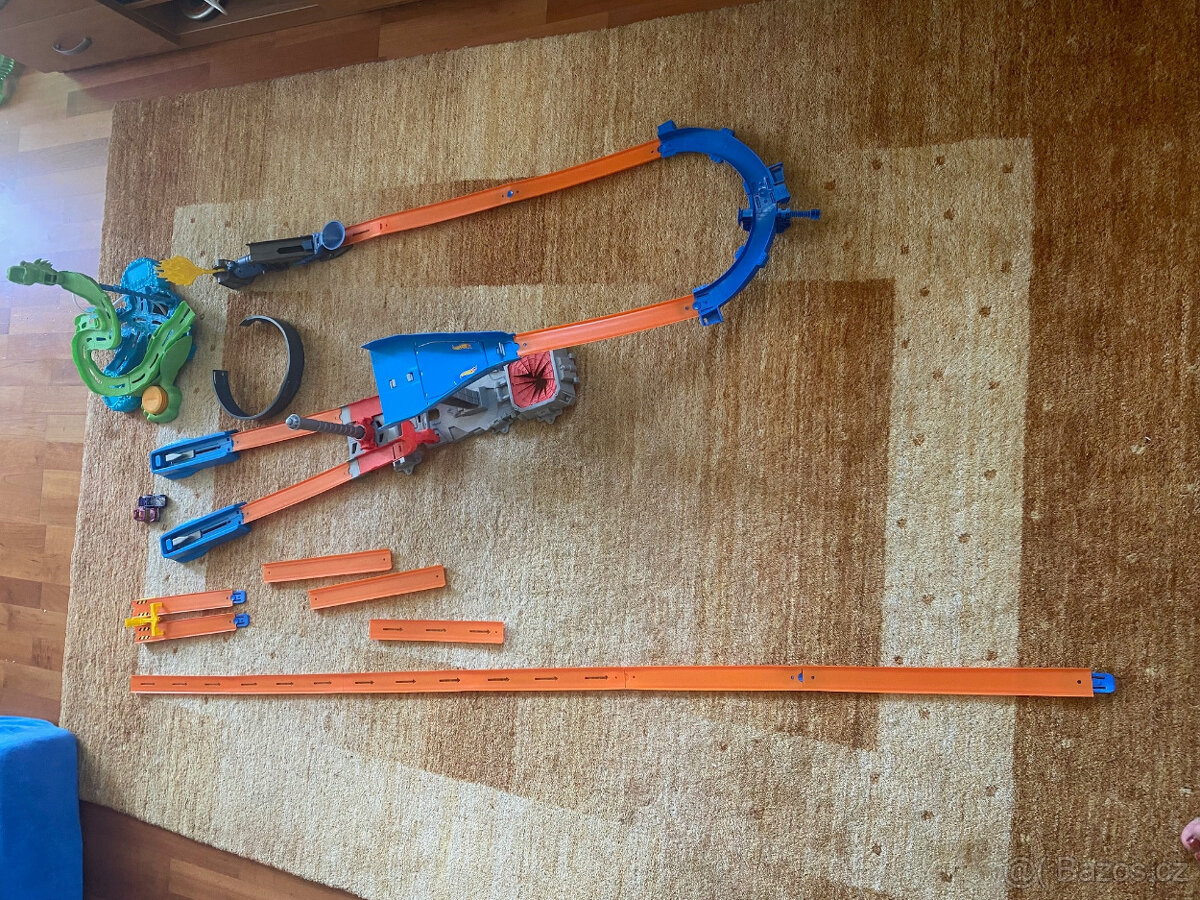 Hot Wheels dráhy