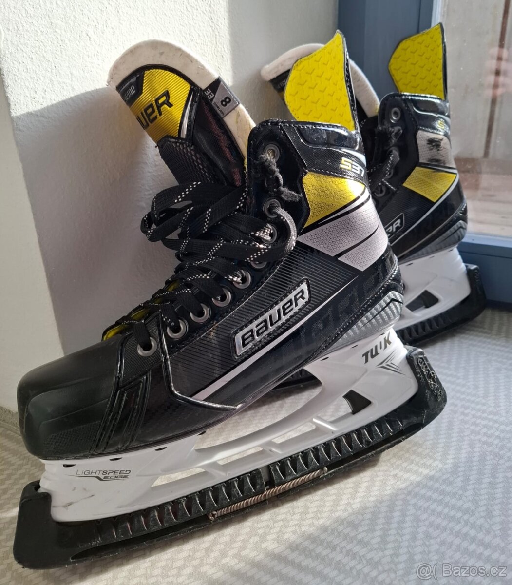 Brusle Bauer, taška Fischer