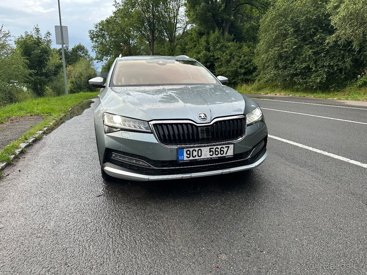 Superb Scout 3 Combi 2.0 TDI 140kw 4x4 DSG