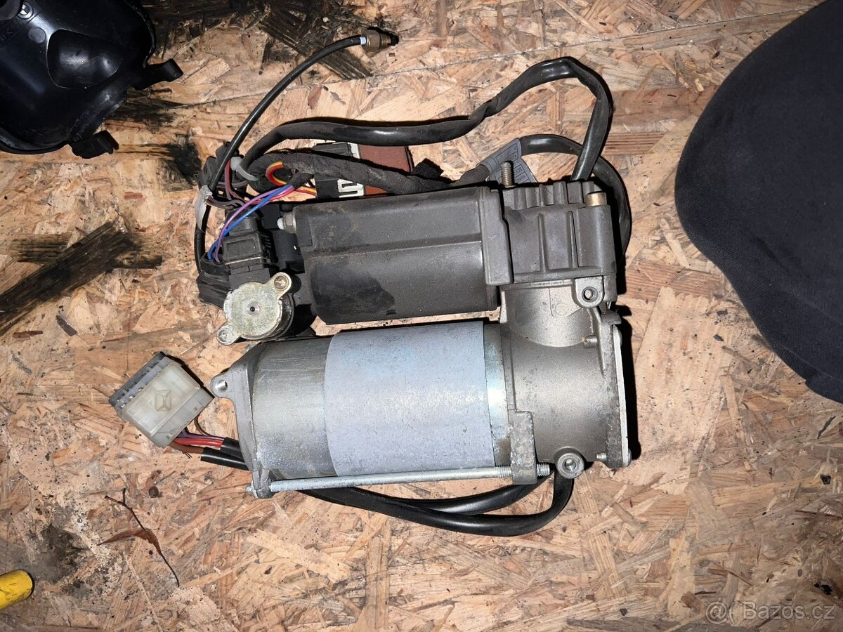 Kompresor vzduchového podvozku BMW E39 nivelace