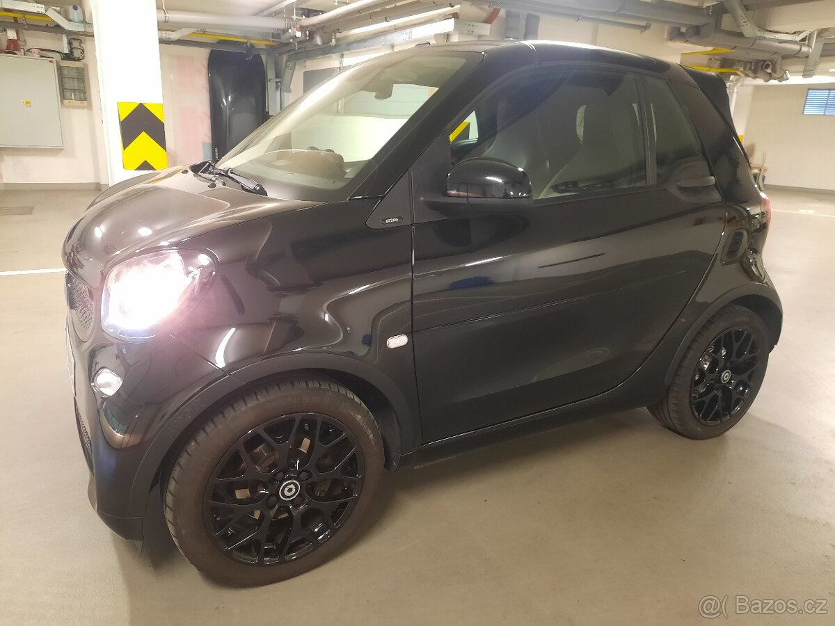 SMART FORTWO 453 CABRIO 900TURBO,ČERNÝ,90PS,TIPTRO,2016,FULL
