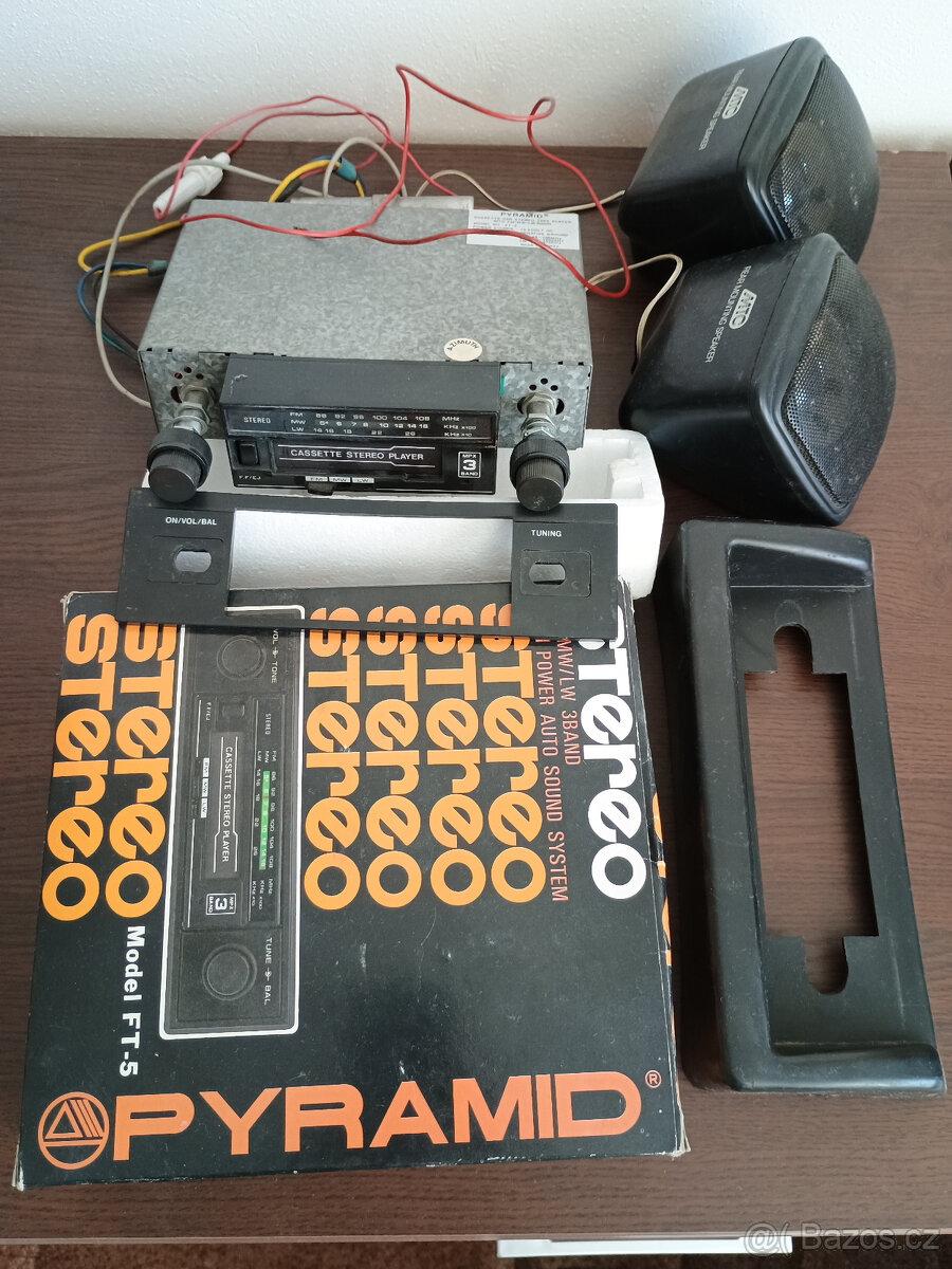 Pyramid FT-5 autorádio