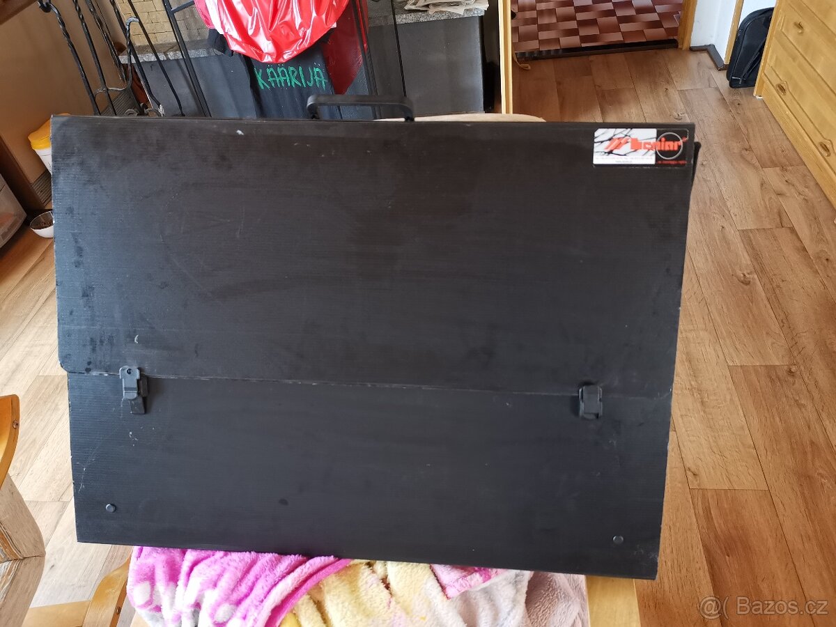 Aktovka na výkresy B2 zn. Leniar