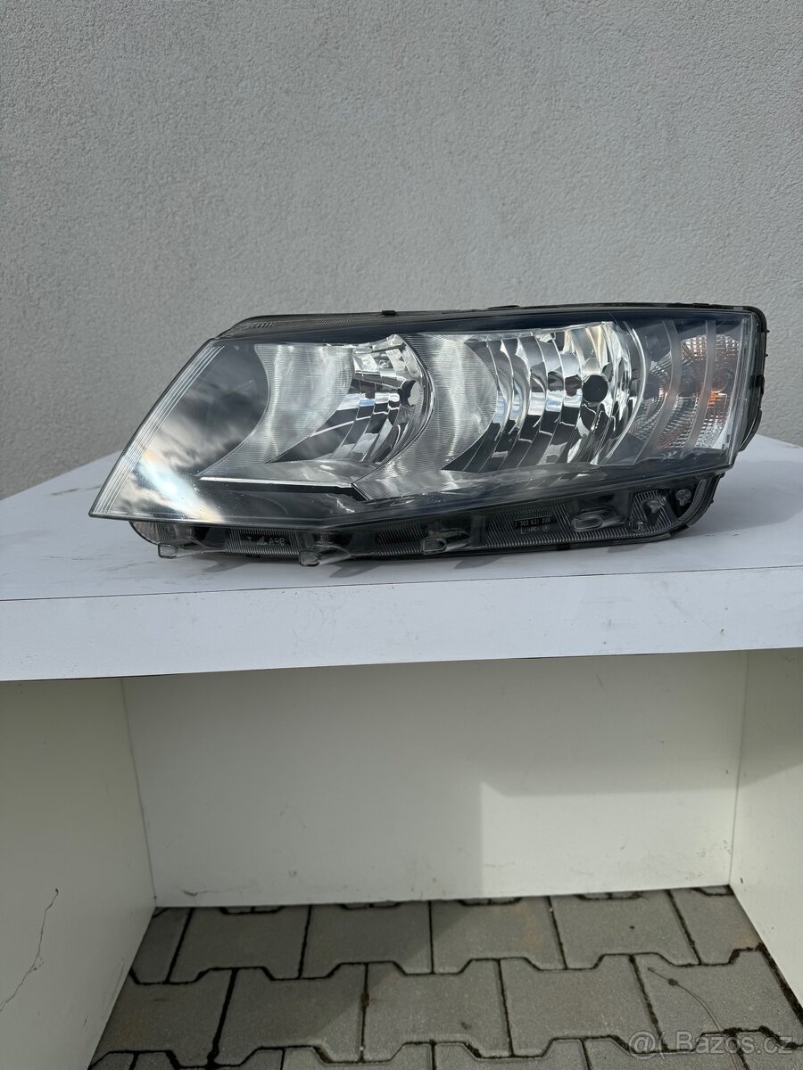 Halogenové světlo Škoda Octavia 3 předface