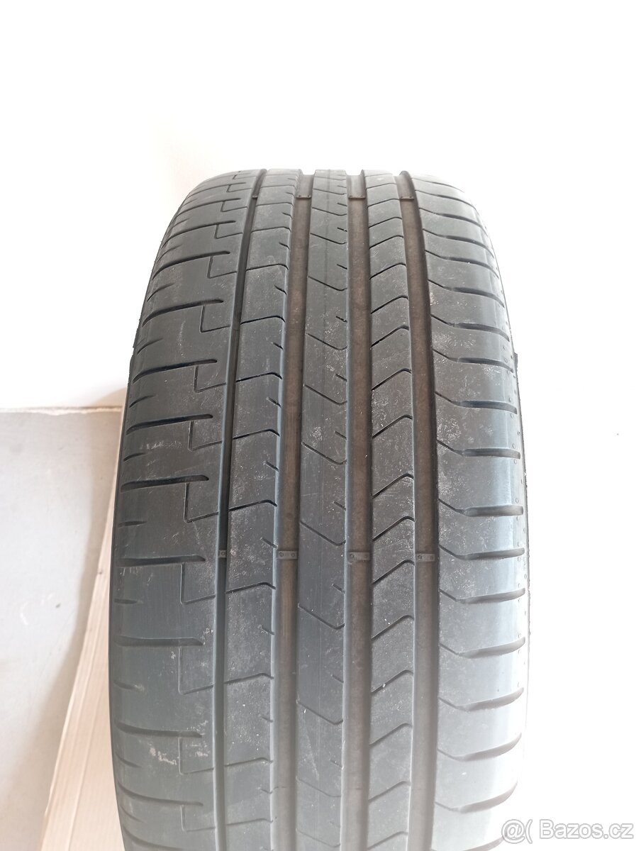 245/40 R20 99 Y Pirelli PZERO letní
