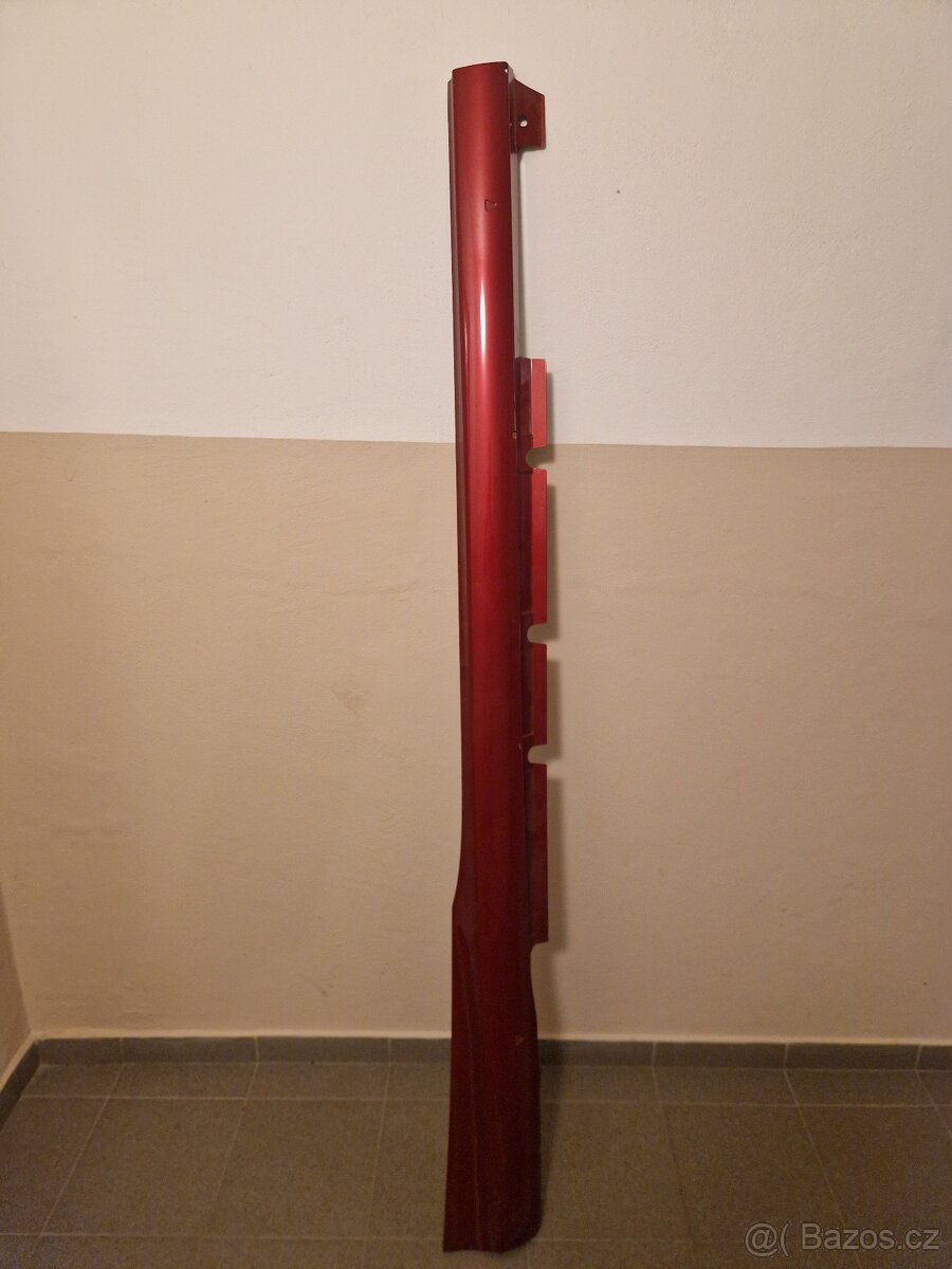 Pravá prahová lišta Audi A5 8T 2006-2017