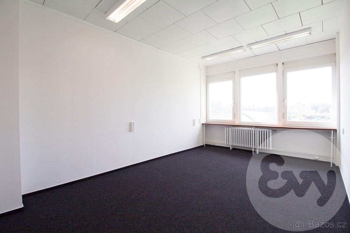 Pronájem kanceláře, 400 m2 - Ostrava - Hrabová, ul. Místecká