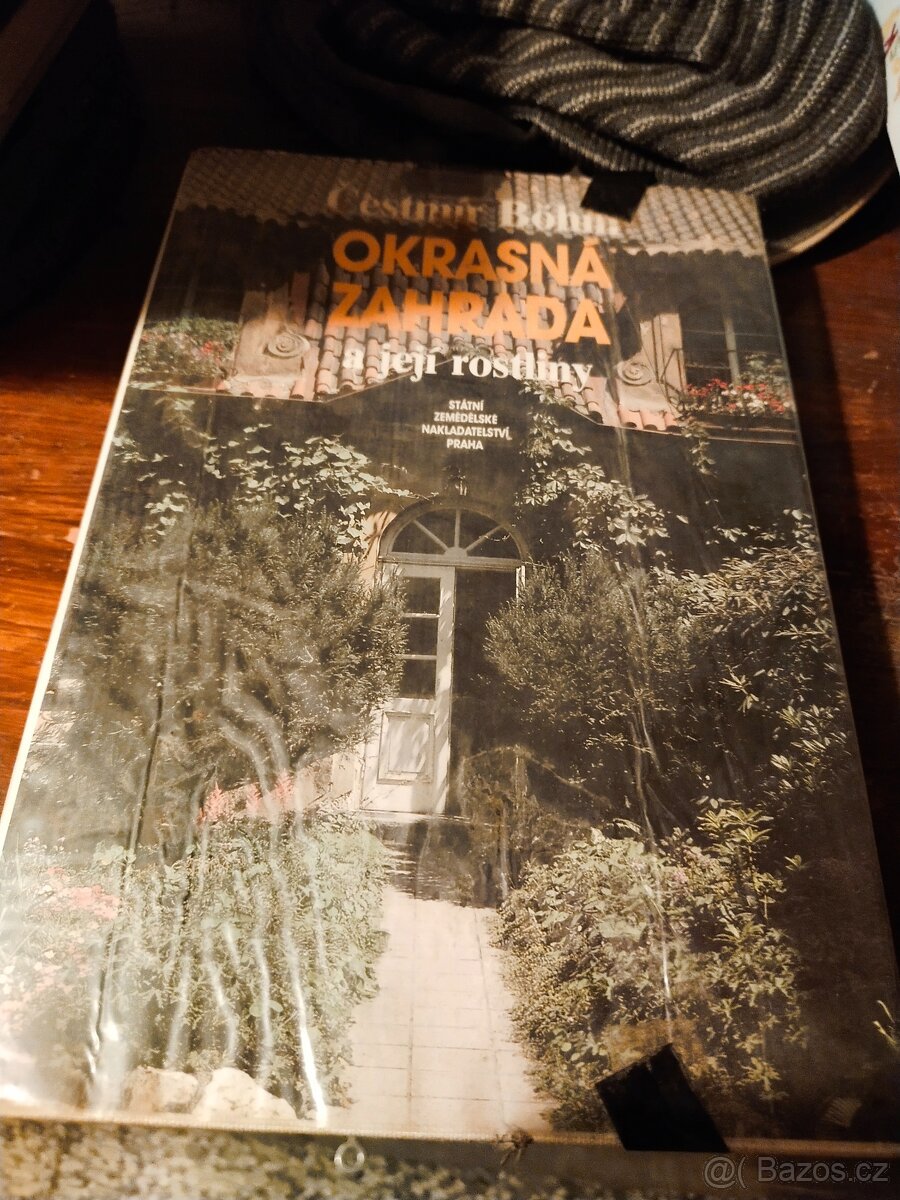 Okrasná zahrada kniha