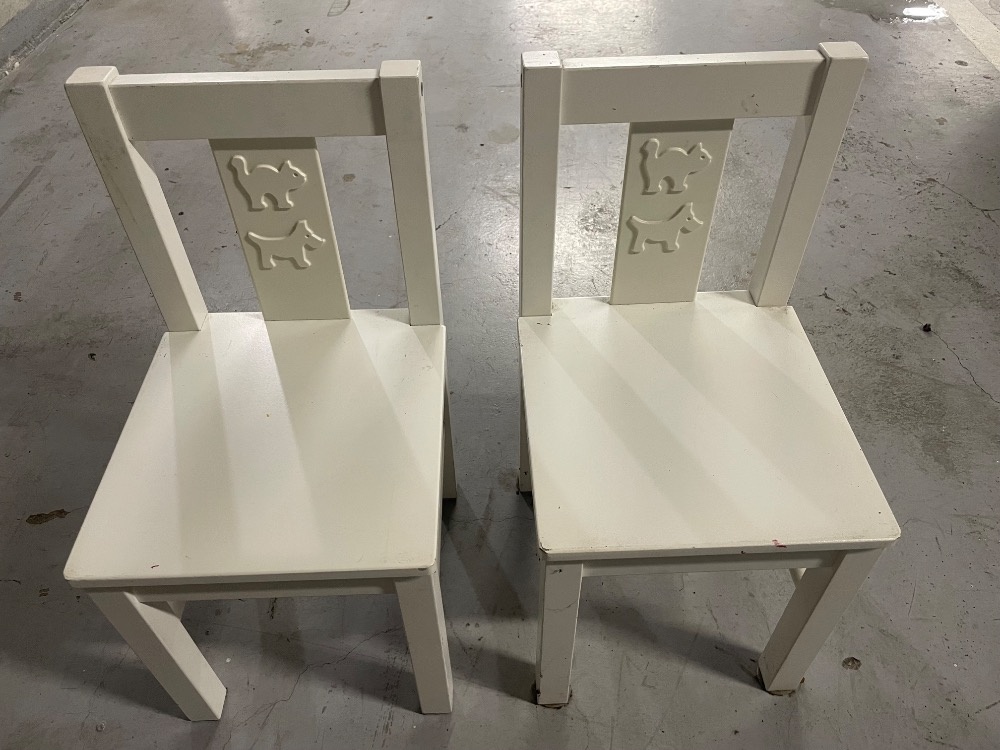 Dětský stůl se 2 židličkami IKEA
