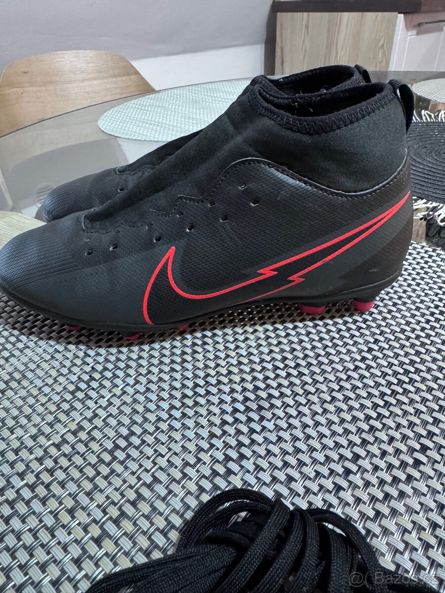 Kopačky Nike Mercurial vel. EU 37,5