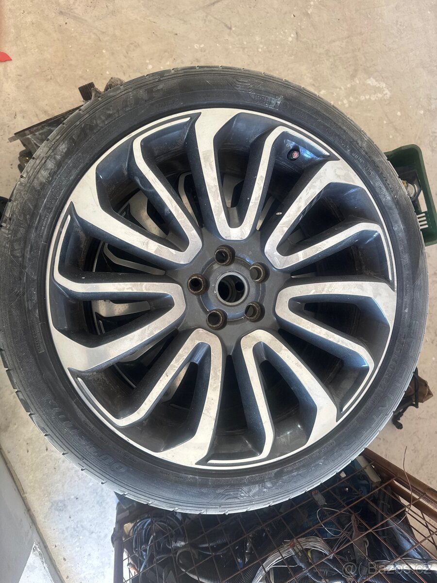 Prodám alukola Range Rover Autobiography 22 palců