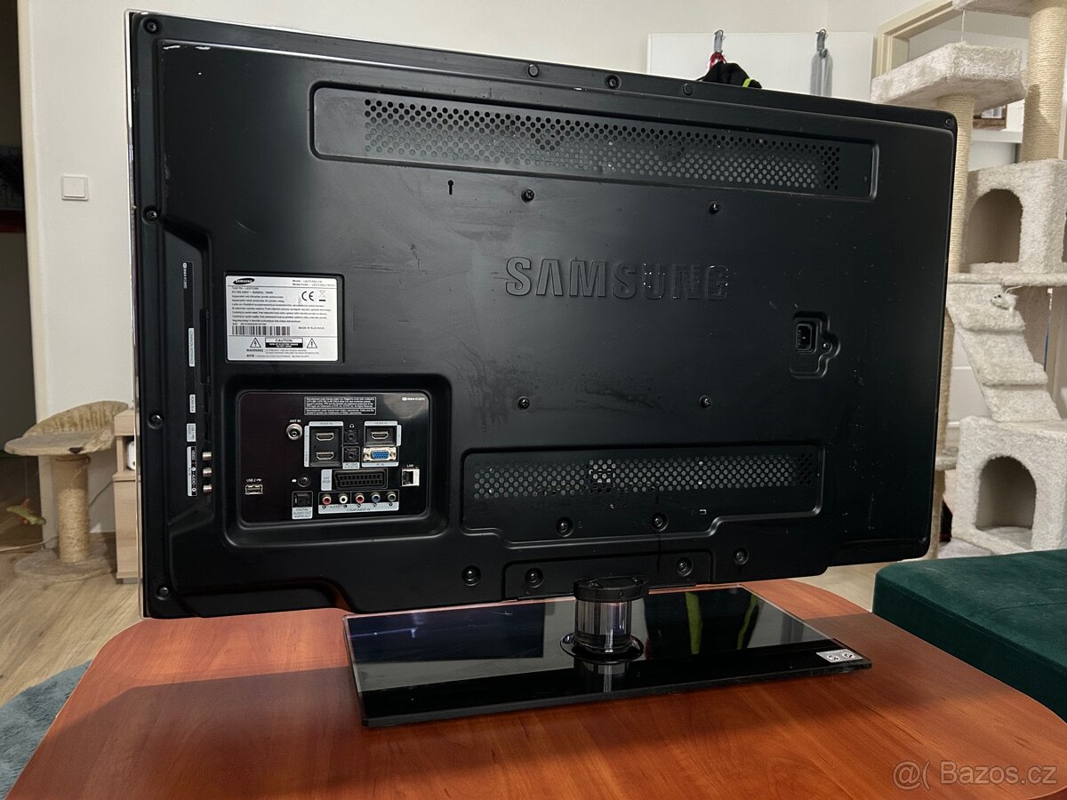 TV Samsung LE37C550
