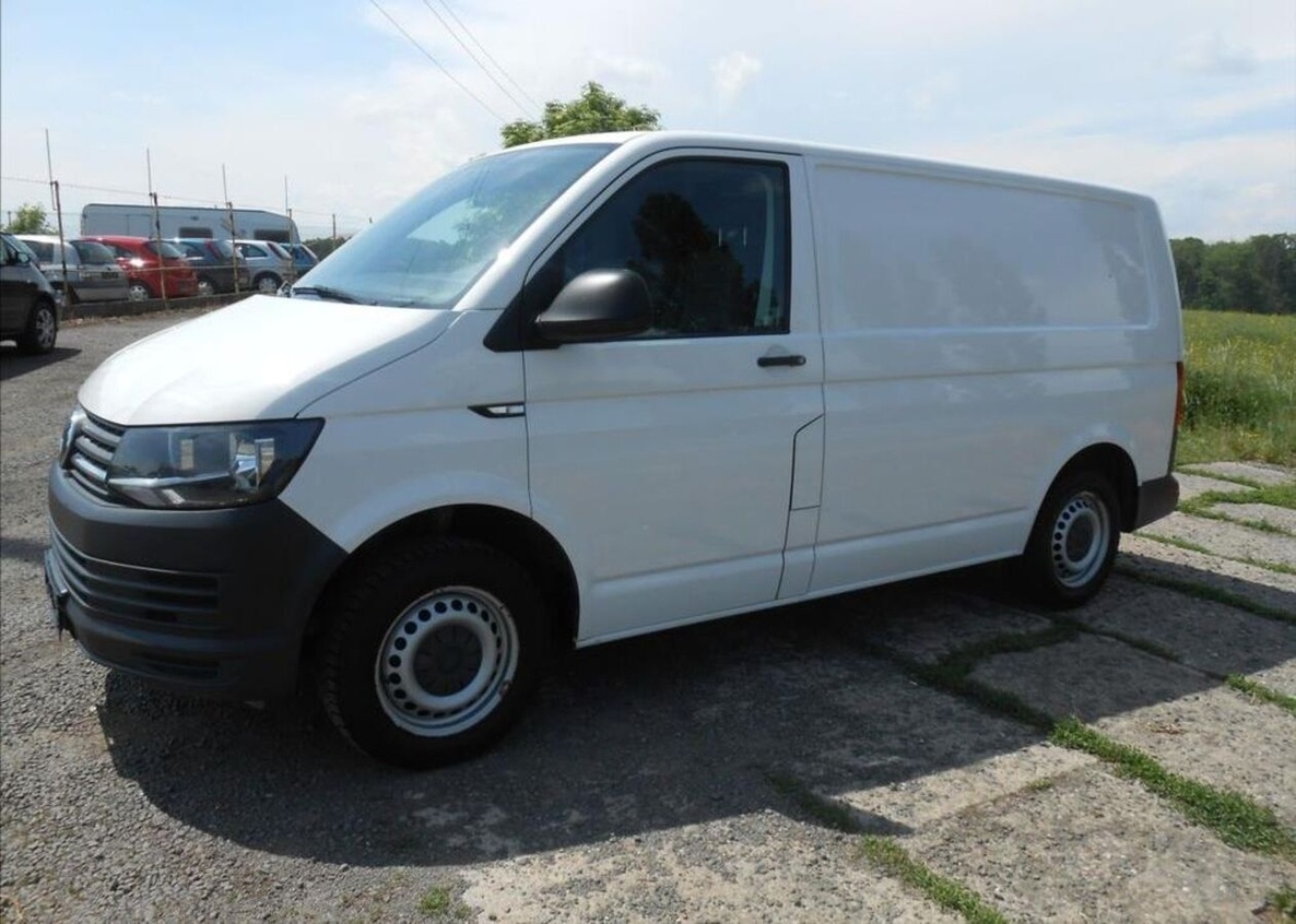 Volkswagen Transporter 2,0 TDI 75 kW 3 Místa Serviska nafta