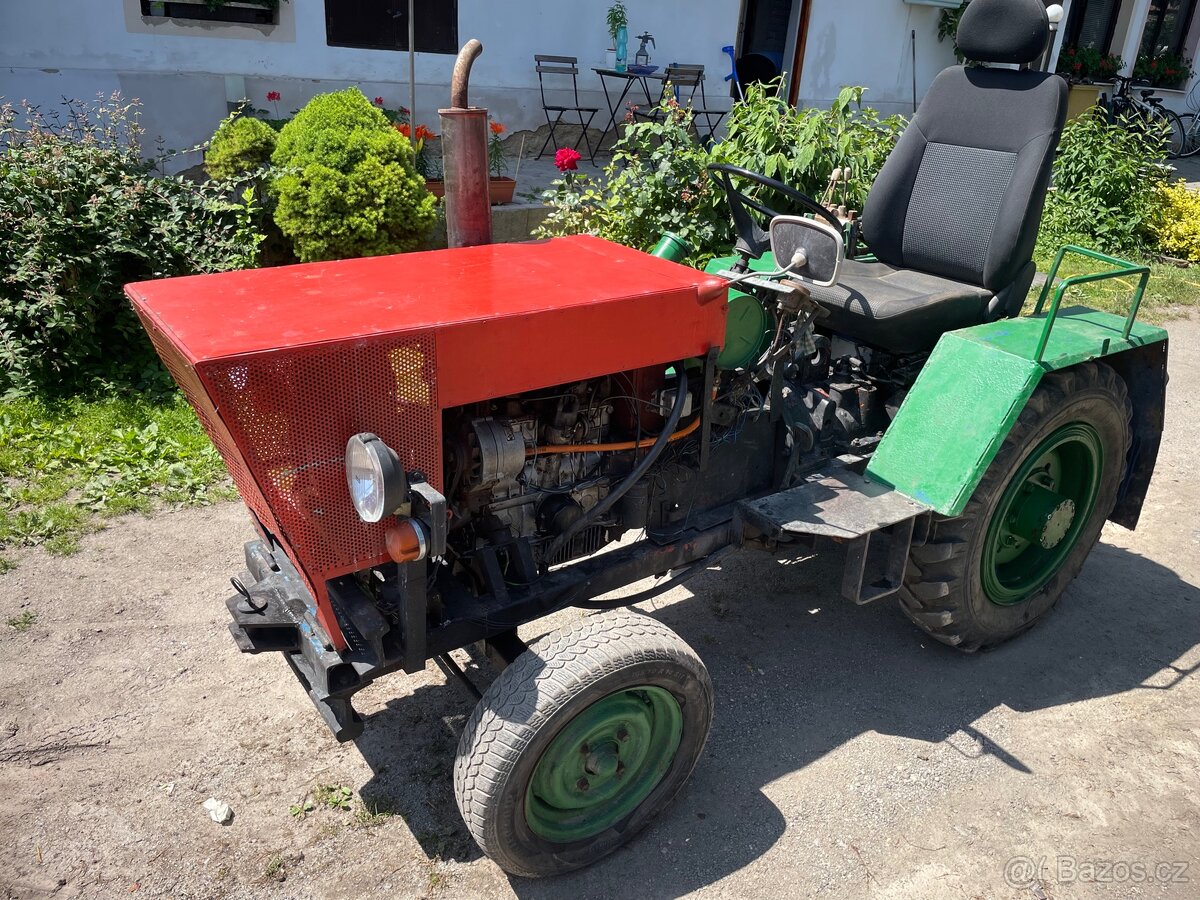Traktor domácí výroby