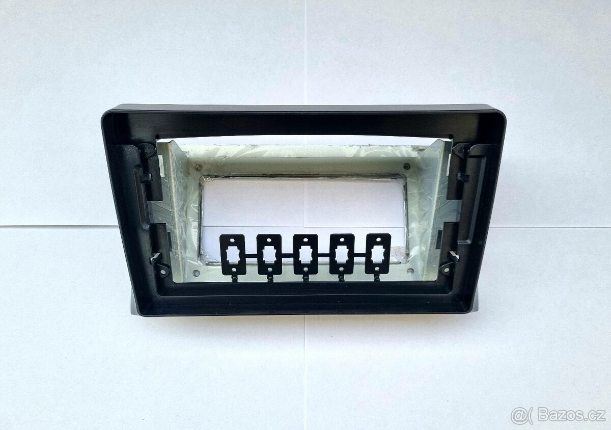 Rámeček pro 9" autorádio VW T5/Multivan 2003-2016