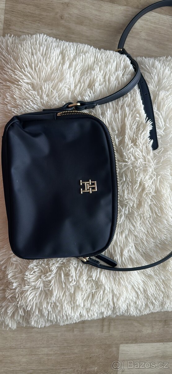 Kabelka Tommy Hilfiger