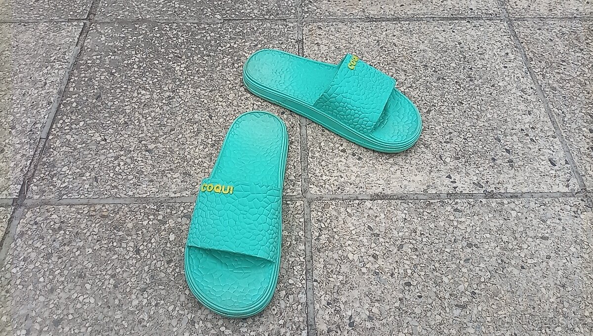 Gumové pantofle, croks