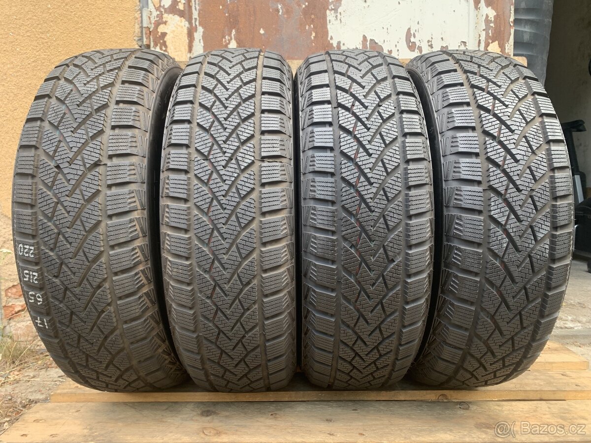 4ks 215/65/17 Windforce/2019/99H/nove zimní 8m