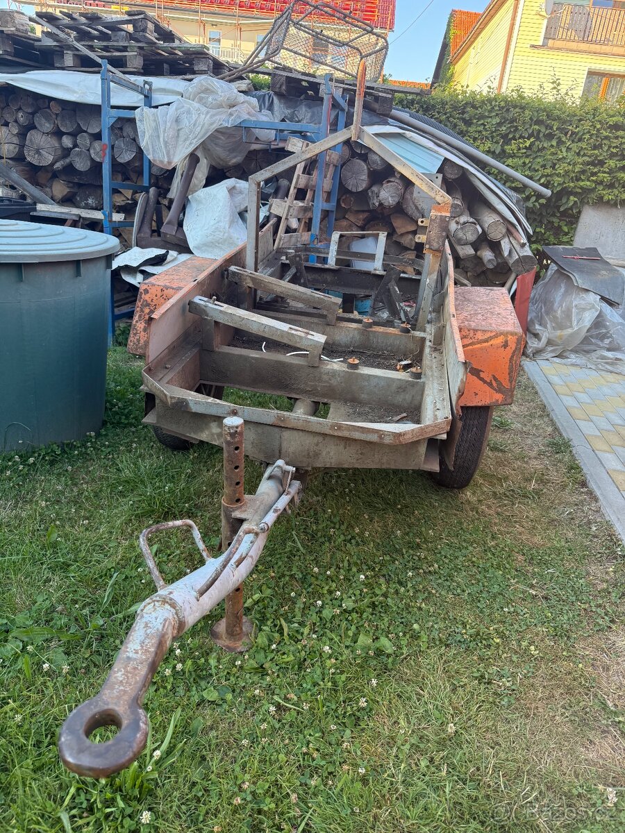 vozík za traktor
