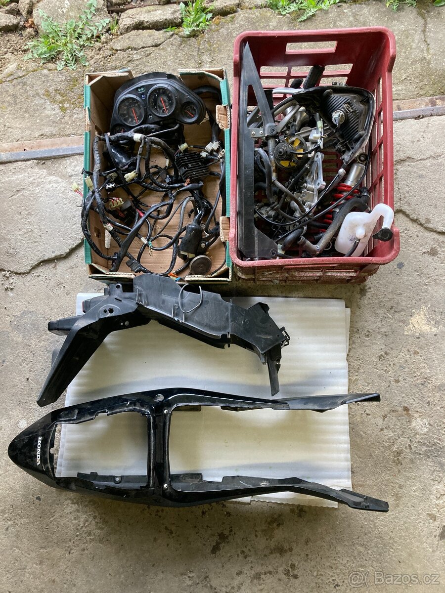 Díly Honda CBR 125