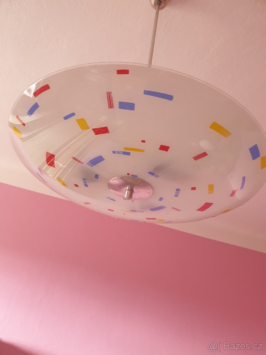 Retro lustr