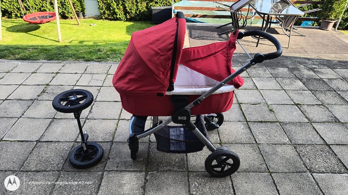 Prodám kočárek Britax B-Motion 4 s příslušenstvím