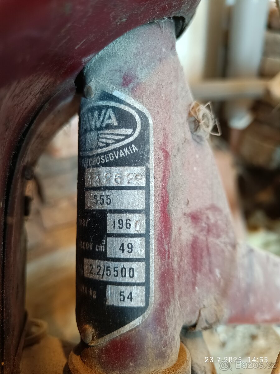 Prodám kostru Jawa 555