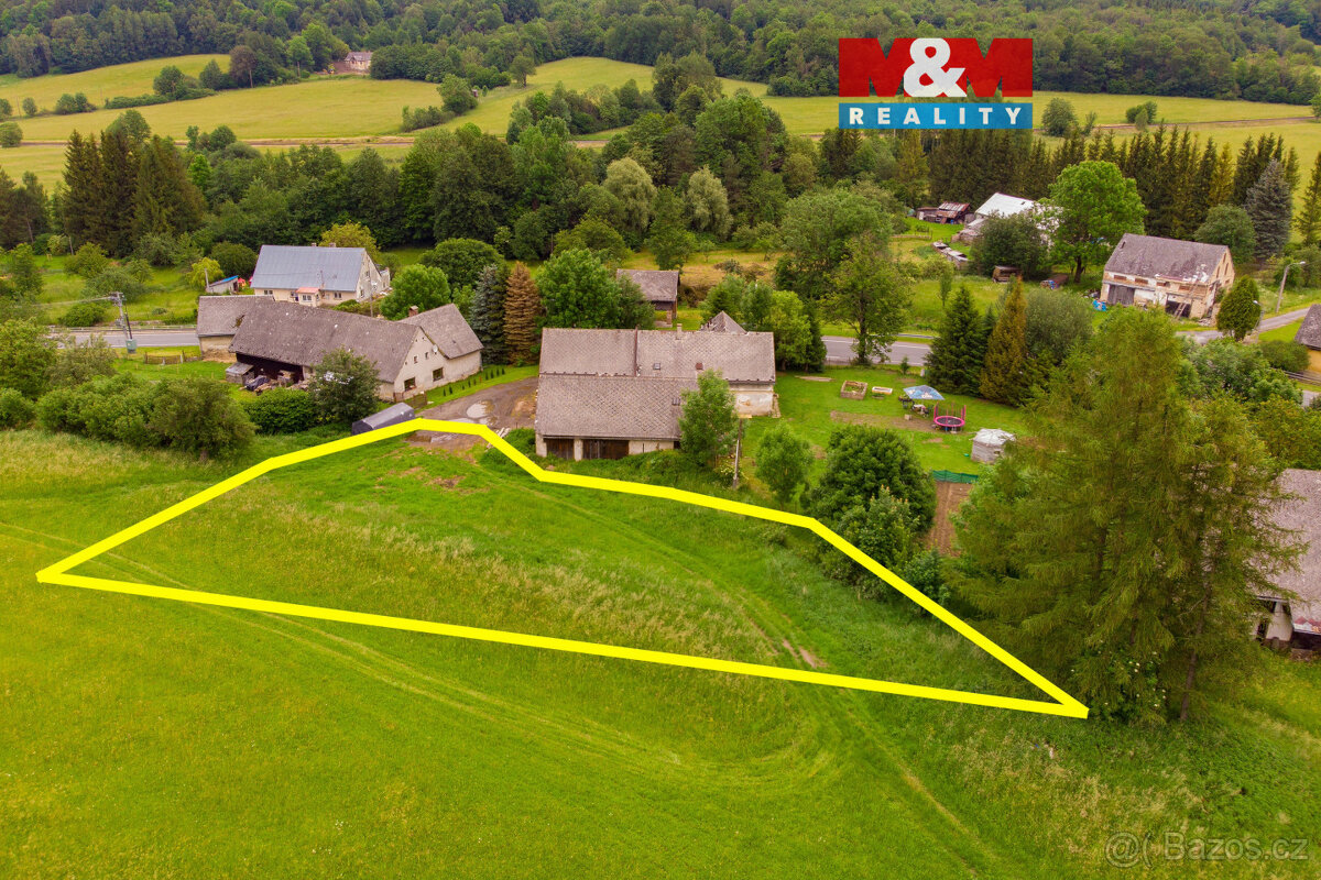 Prodej pozemku k bydlení, 1442 m², Vápenná
