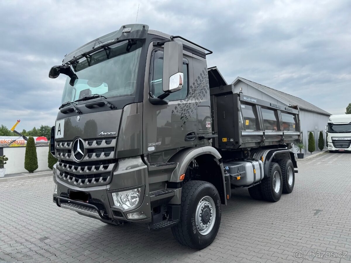 Mercedes Benz Arocs 3345 6x6 třístranný sklápěč Bordmatic